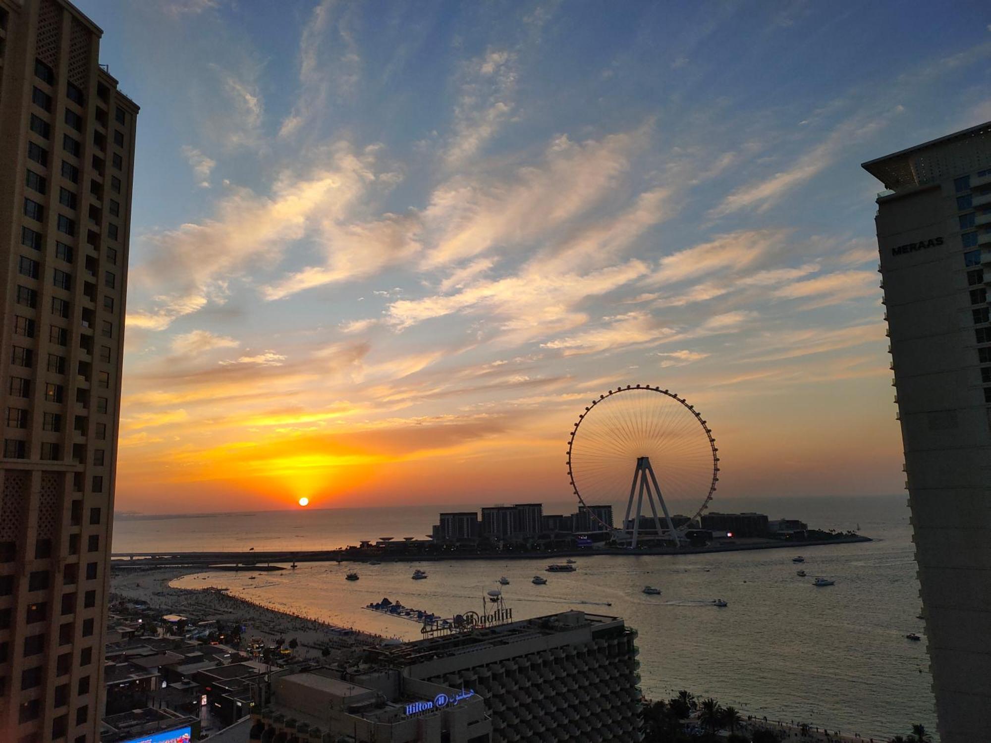 Bombay Backpackers Dxb (Adults Only) Hostel Дубай Екстериор снимка