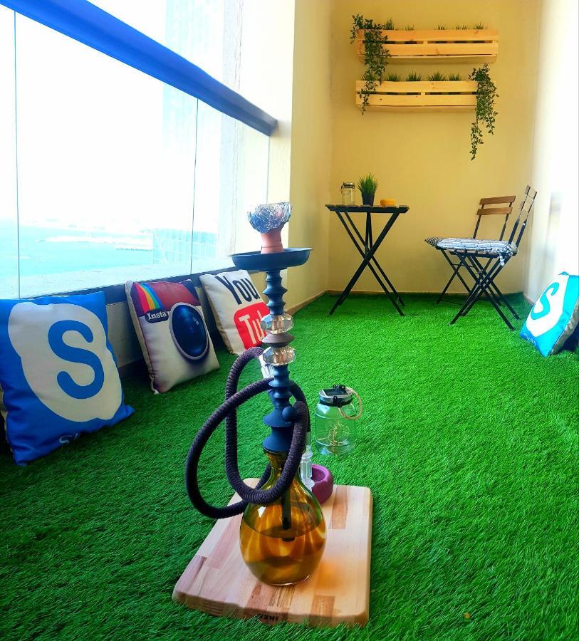 Bombay Backpackers Dxb (Adults Only) Hostel Дубай Екстериор снимка