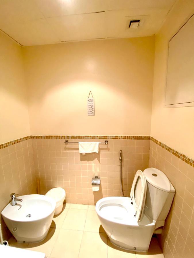Bombay Backpackers Dxb (Adults Only) Hostel Дубай Екстериор снимка