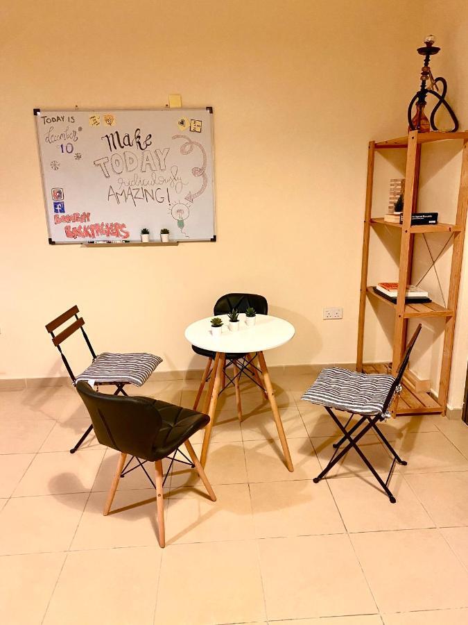 Bombay Backpackers Dxb (Adults Only) Hostel Дубай Екстериор снимка